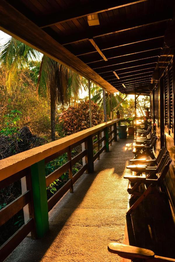 Hotel La Cascada Пунтаренас Екстер'єр фото